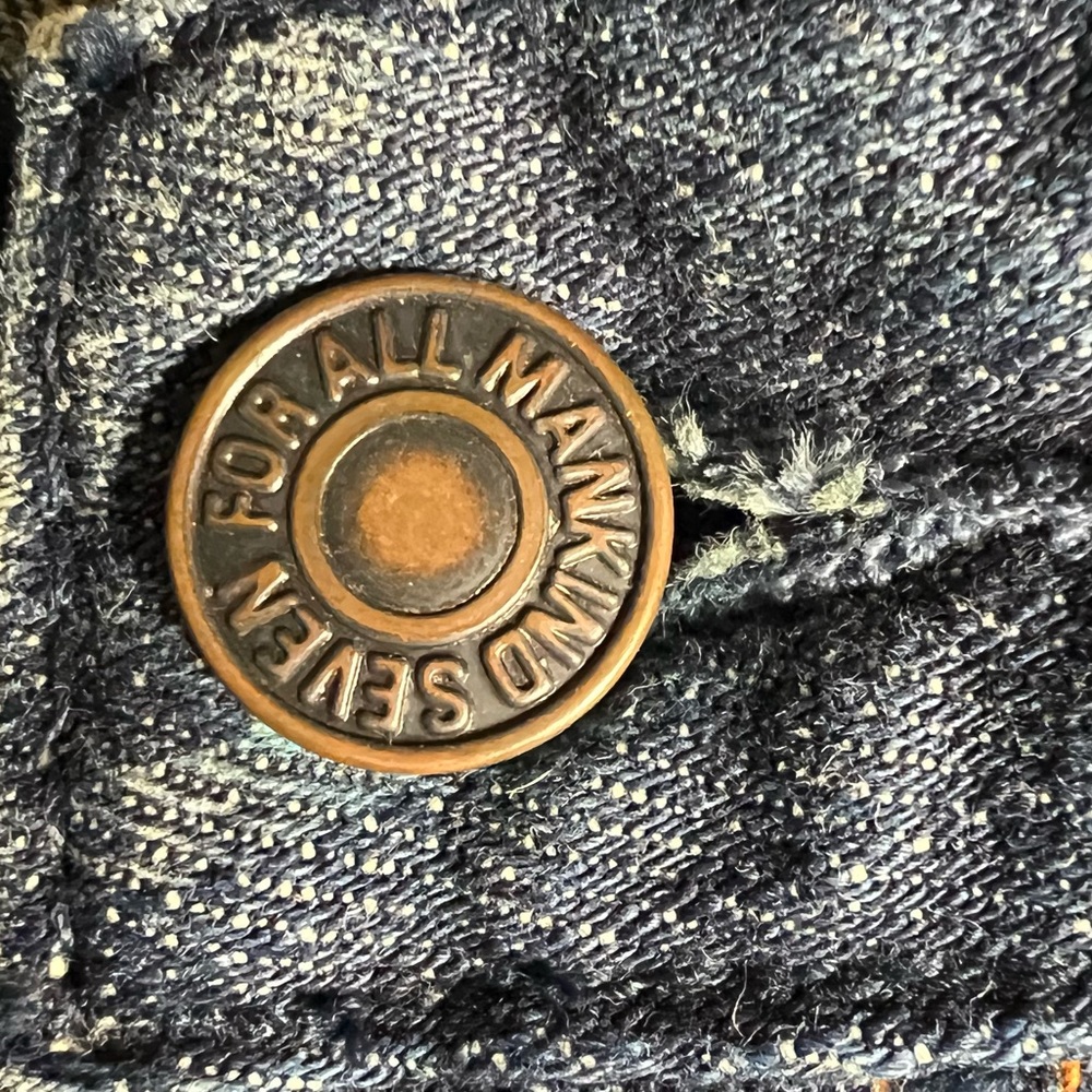 7 for all Mankind Flair Denim Jean with “A” embroidered pocket size 27 - Picture 16 of 17